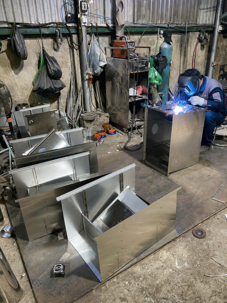 Xưởng sản xuất bể tách mỡ inox hazoki