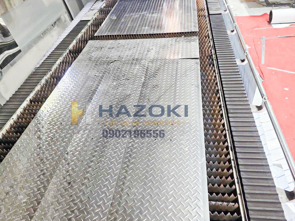 cach-chon-be-tach-mo-inox-hieu-qua