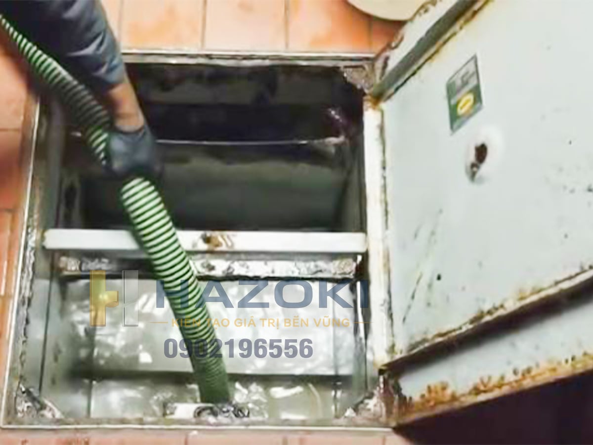 huong-dan-ve-sinh-be-tach-mo-inox-tan-suat-cach