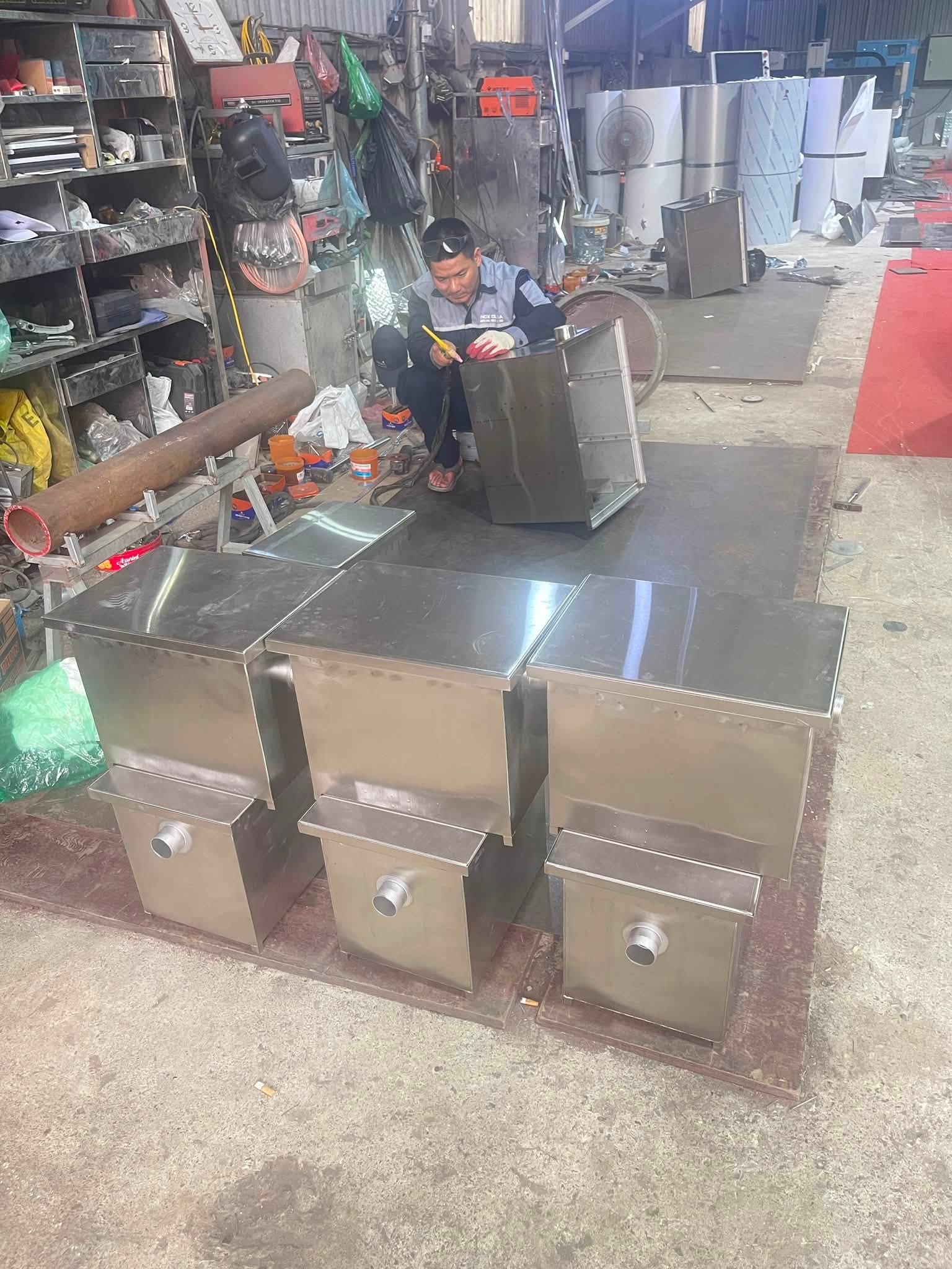 Xưởng sản xuất bể tách mỡ inox Hazoki